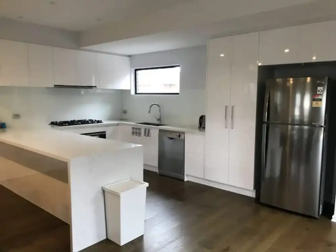 Glen Manor 3