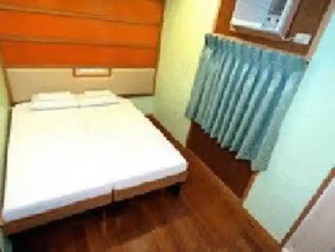 Kabayan Hotel Monumento