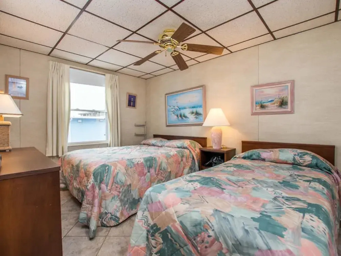 46th St Windjammer 204 1Br Condo