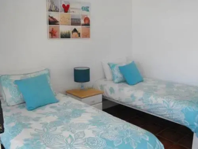 Beachpoint, Unit 202, 28 North Street