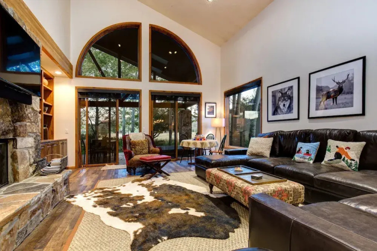 Abode at Four Lakes