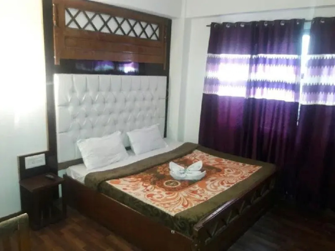 Hotel Laljee
