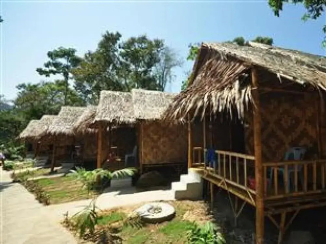 Phutawan Bamboo Bungalow