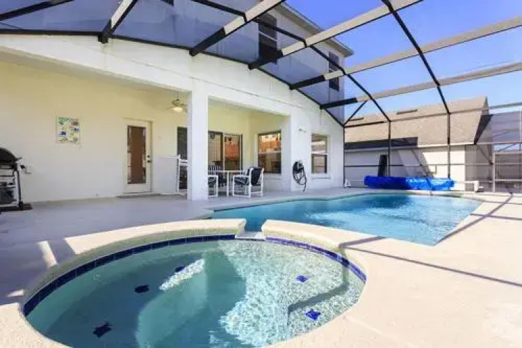 Legacy Park Villa 312