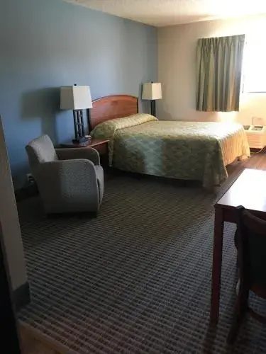 Airport Motel