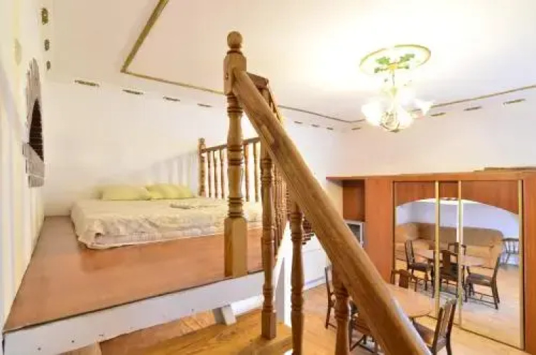 Apartment On Kostyushka 22