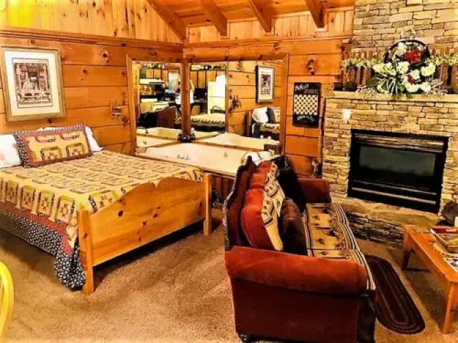 Country Charm - Studio Cabin