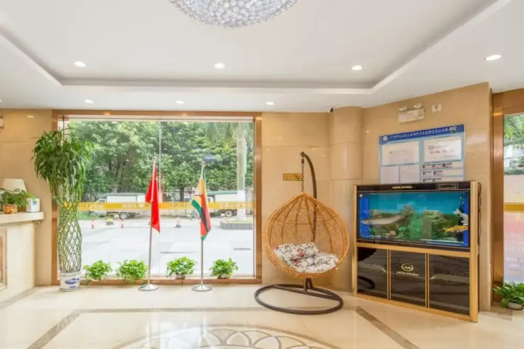 Leo Boutique Hotel