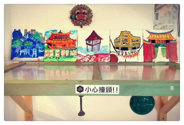 sixmoney hostel