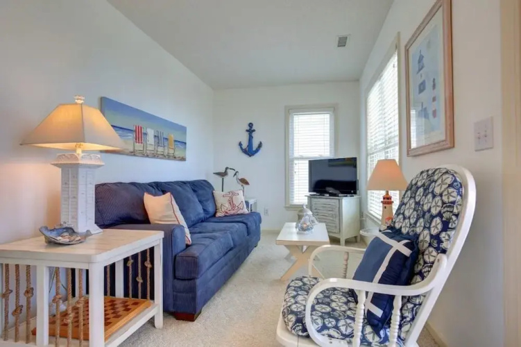 Libby's Lookout 4 Bedroom Home by RedAwning