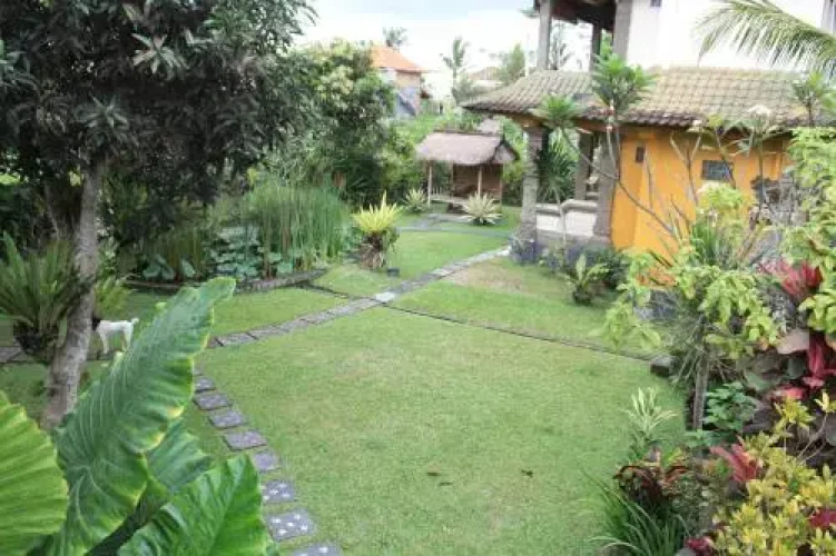 嘭嘭旅馆(BOM BOM House)