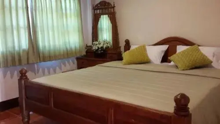 Baan Sala Lung Dam Resort