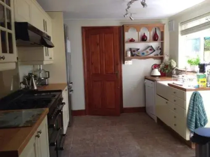 Shepperton Guesthouse