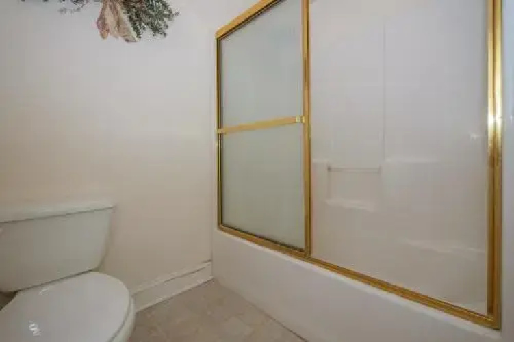14 Promontory Ct.