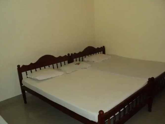 Vinoth Sri Hotel