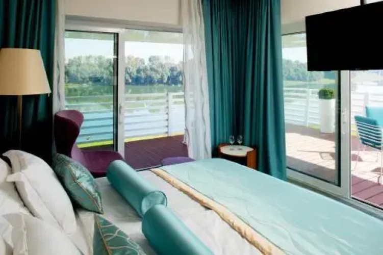 Hotel Navis