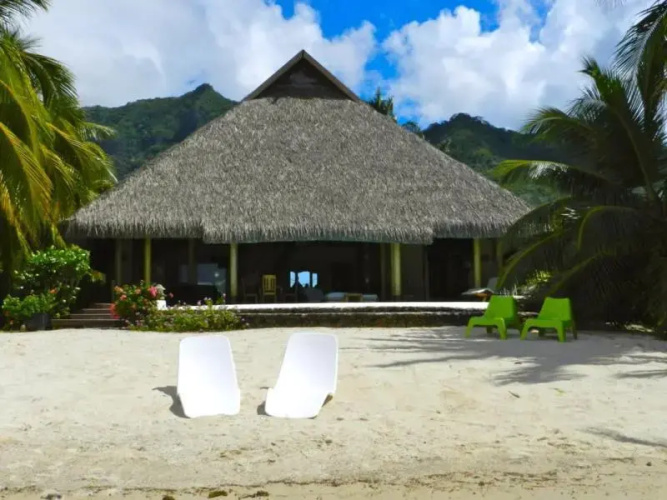 Enjoy Villa Pool and Beach