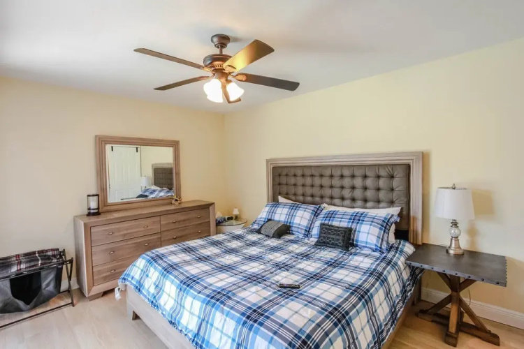 Cape Coral 1019 B