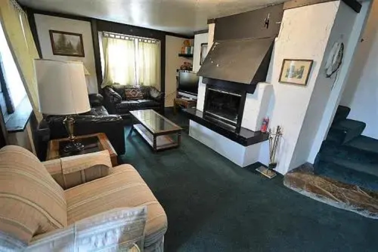 Rustling Pines - 5 Br condo by RedAwning