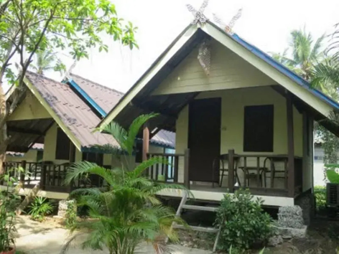 Vanalee Resort(วนาลี รีสอร์ท)