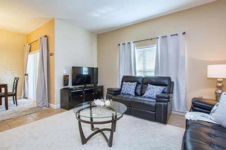 Paradise Palms 3075