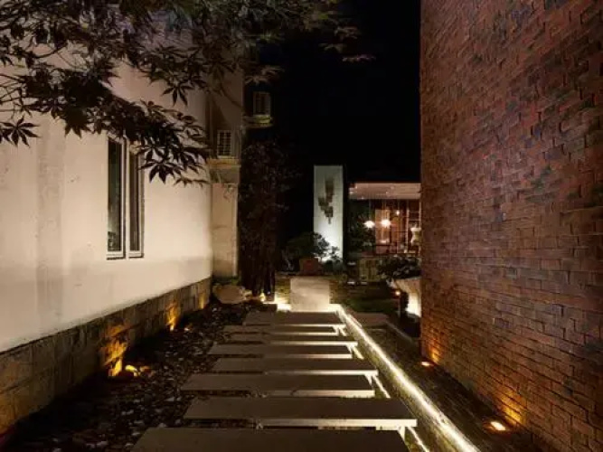 Xihu Congcongnanian Boutique Inn