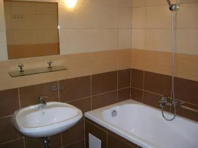 Eman Apartmanhaz