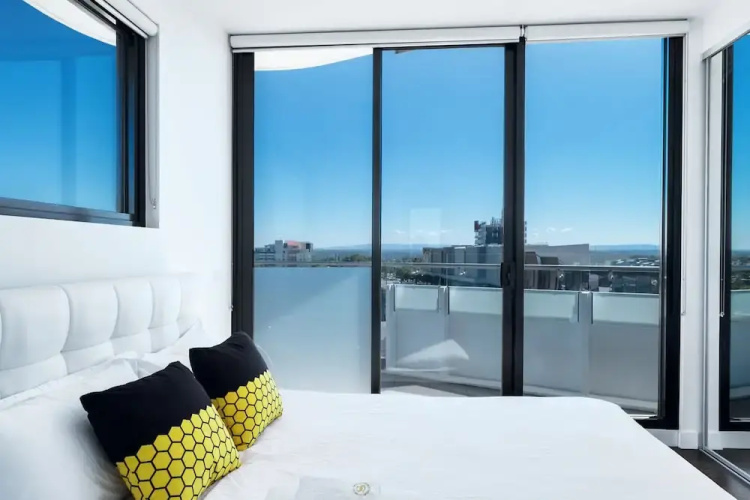 Roomerang at Panorama Apartments 9