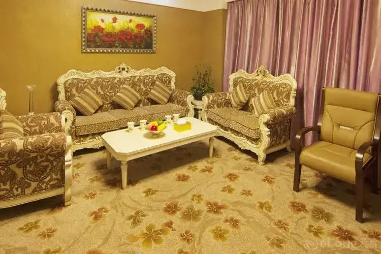 Chunyi Hotel