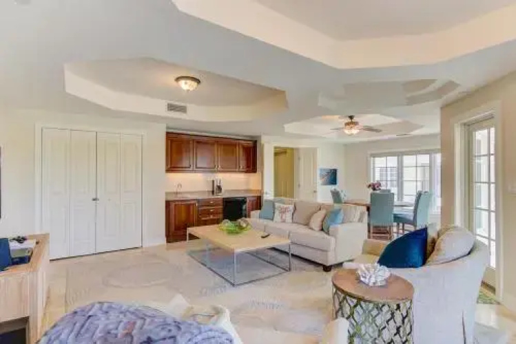 Oasis Beach Villa S-2 - 4 Br Condo