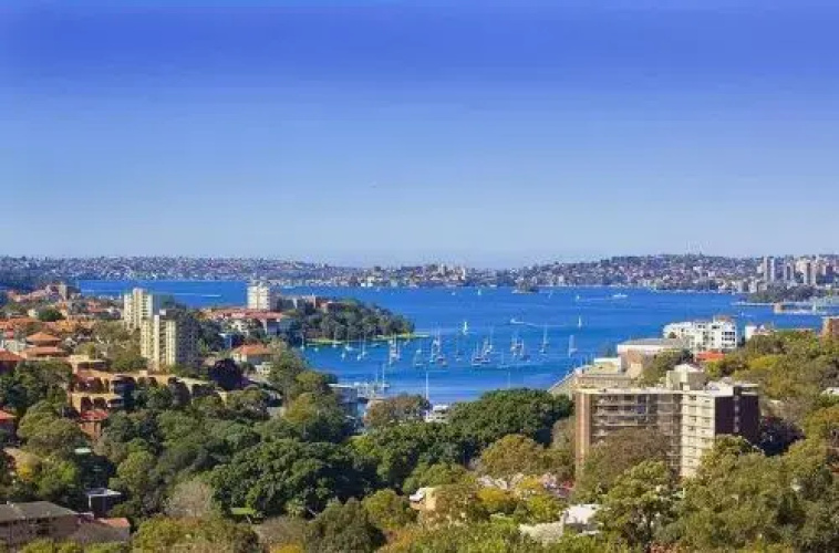 Wyndel Apartments - Harbour Watch