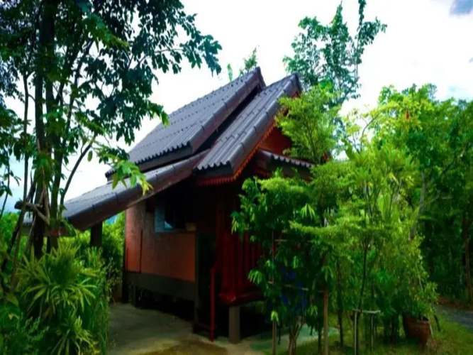 Phuchumphae Resort