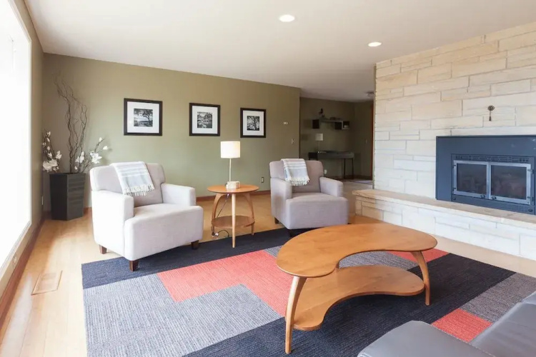 Panorama - 4 Br Home