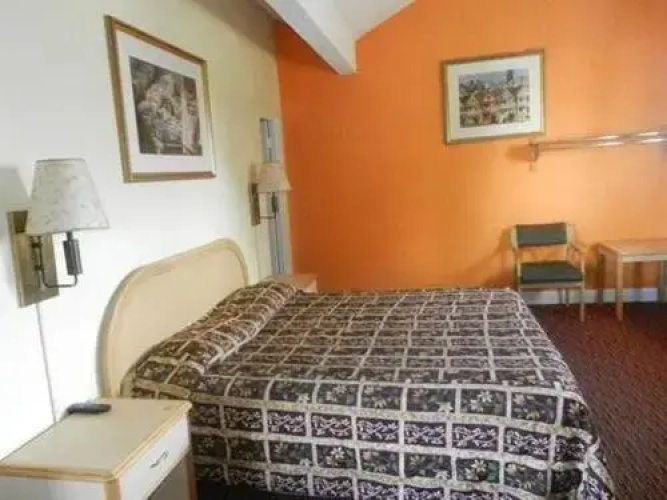 Antioch Executive Inn