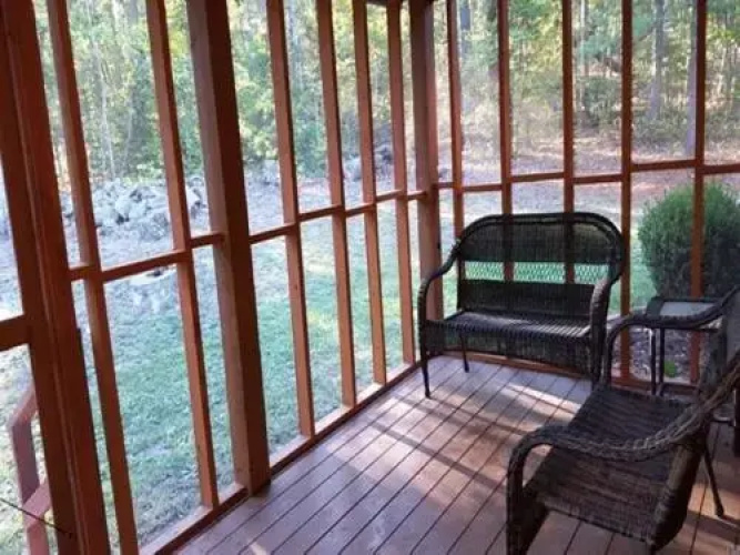 A_cozy_cabin