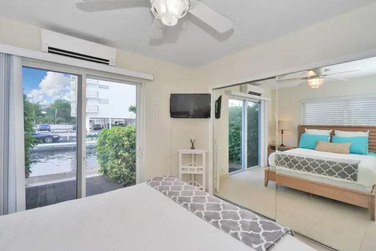 Affinity Riverside One - Waterway Views, Pool, Dock, Near Beach