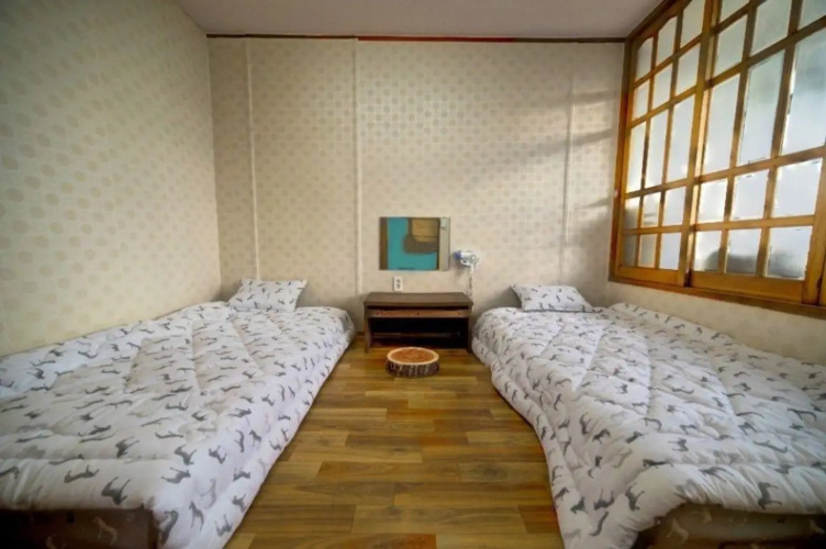 Alangga House - Hostel