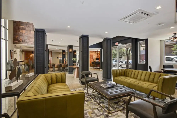 Luxurious HomeTel by Hosteeva