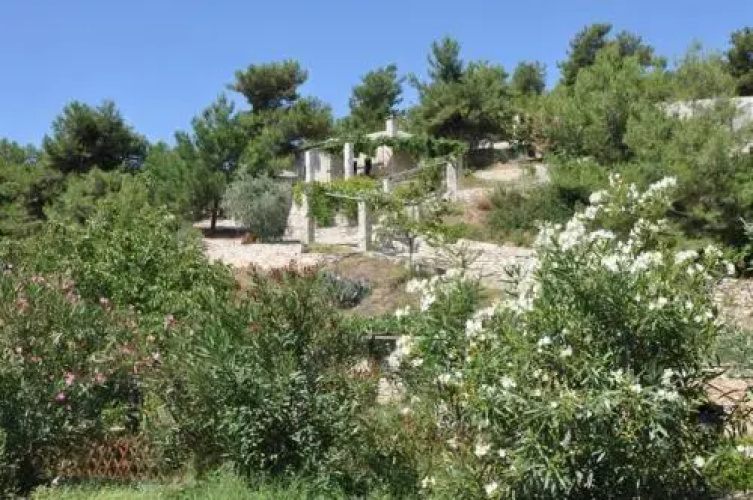 Arsinoi Stonehouses