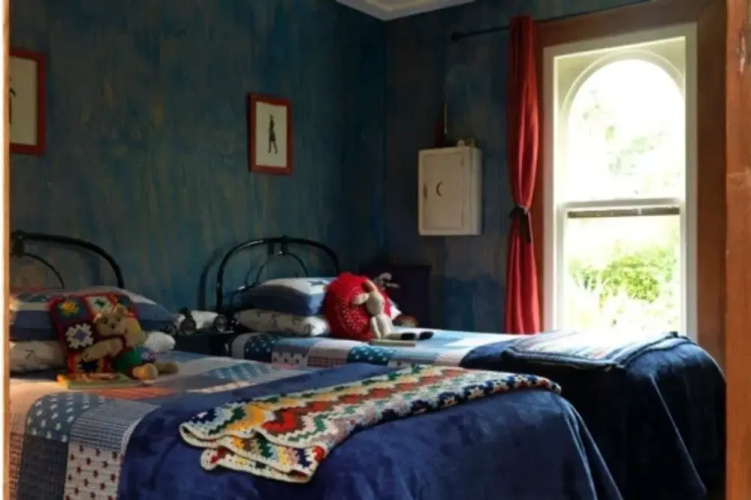 Pond Cottage