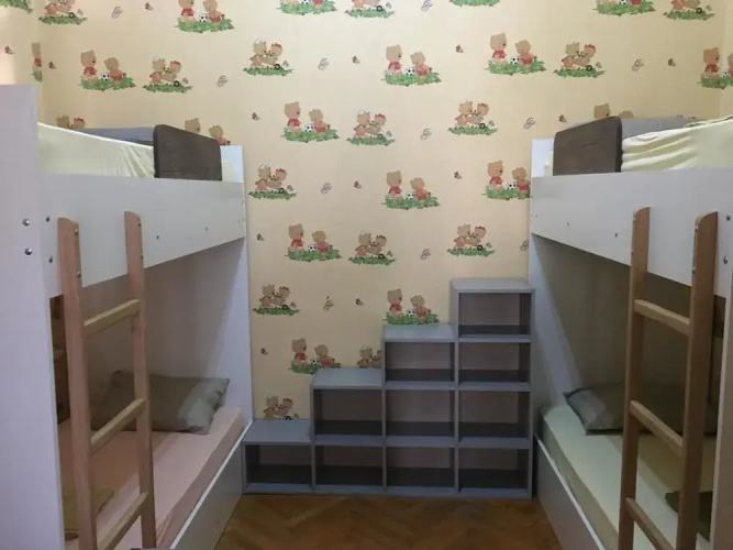 Hostel Gotham City