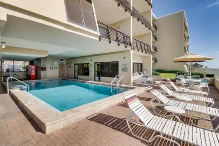 Gulf Gate 209