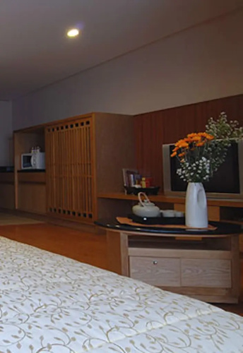 Shangarila Suite