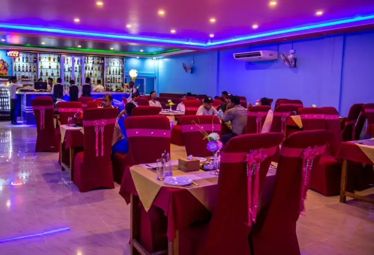 Hotel Raj Durbar & Navrang Resort