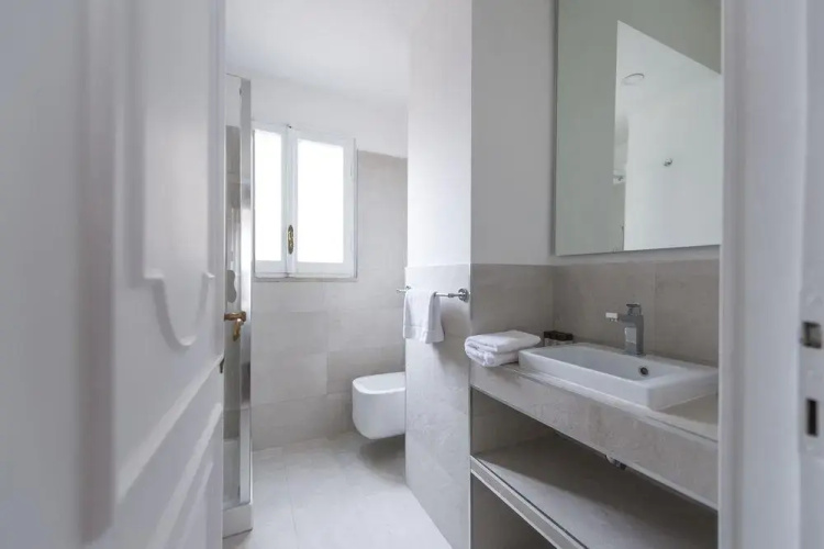 Rent In Rome - Appartamento Frezza