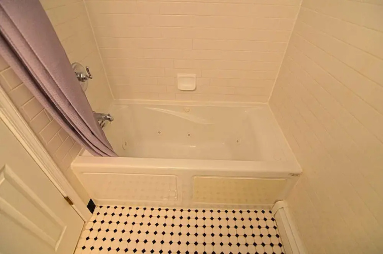 1440 Northwest Apartment #1048 - 2 Br Apts