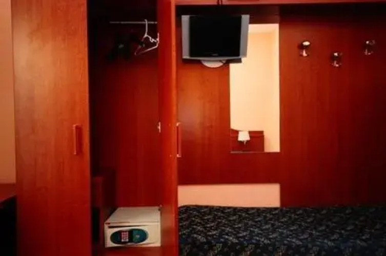 Termini Station Rooms 2