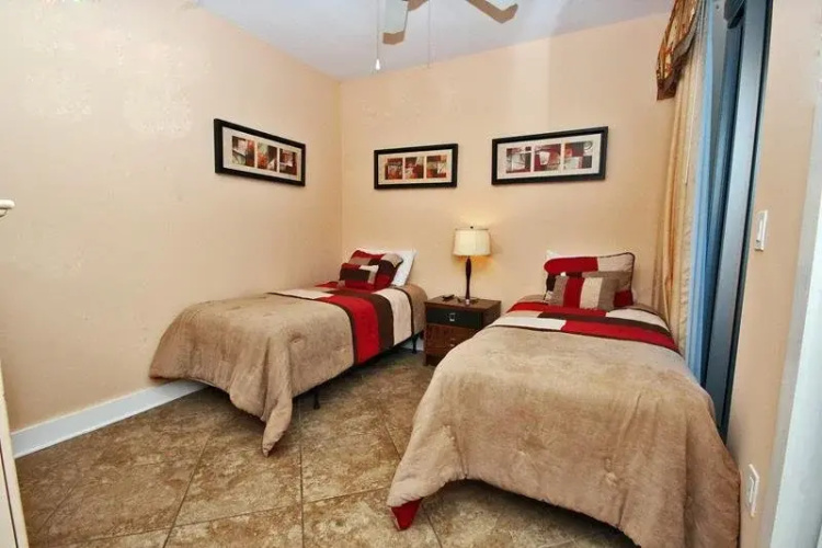 Island Tower 2203 - 3 Br condo
