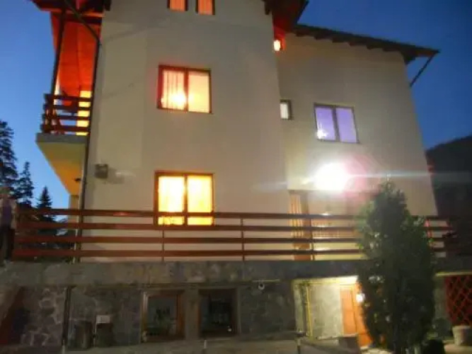 Casa Ador