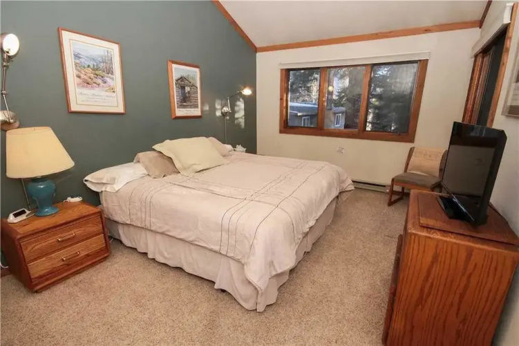 Mountainback #53, Loft